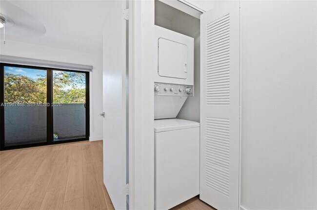 Building Photo - 5750 Turin St