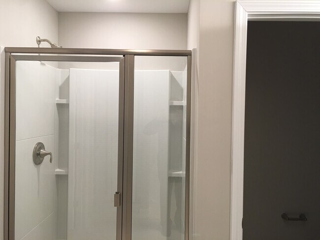 Building Photo - 1256 Elderwood Way