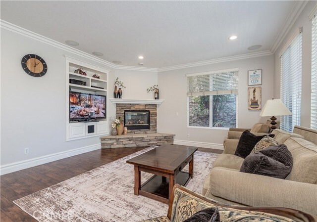 Building Photo - 18571 Amalia Ln