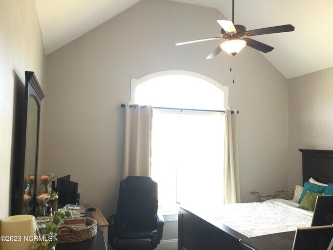 Building Photo - 109 Coree Way