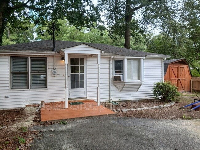 Primary Photo - 1209 Willow Ave