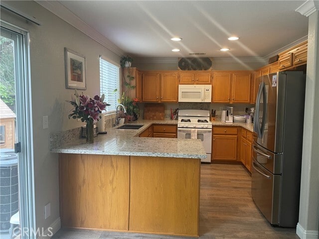 Building Photo - 130 Tamarack Dr