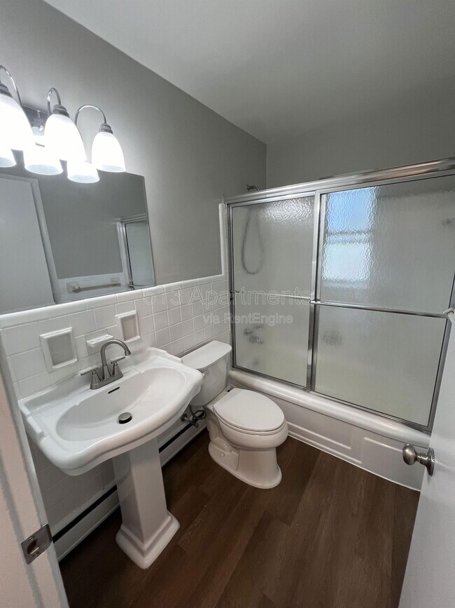 Building Photo - 6306 Fairhurst Ave