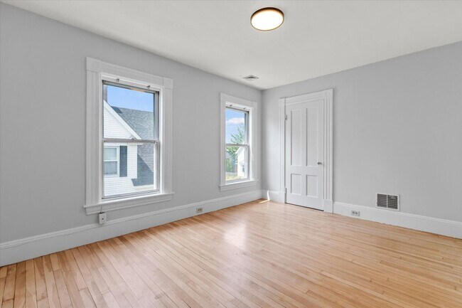 Building Photo - 788 Union St