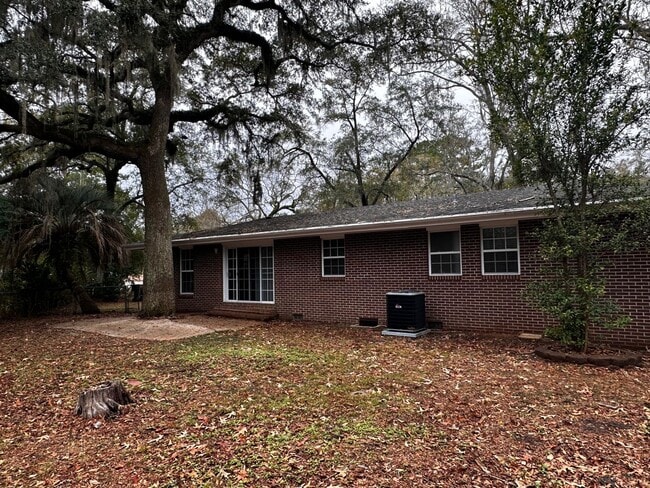 Building Photo - 2101 Mulberry Blvd