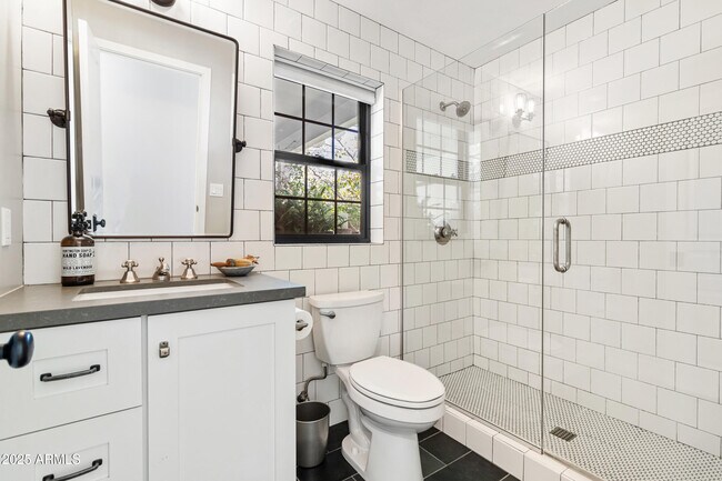 Building Photo - 3048 N 45th St