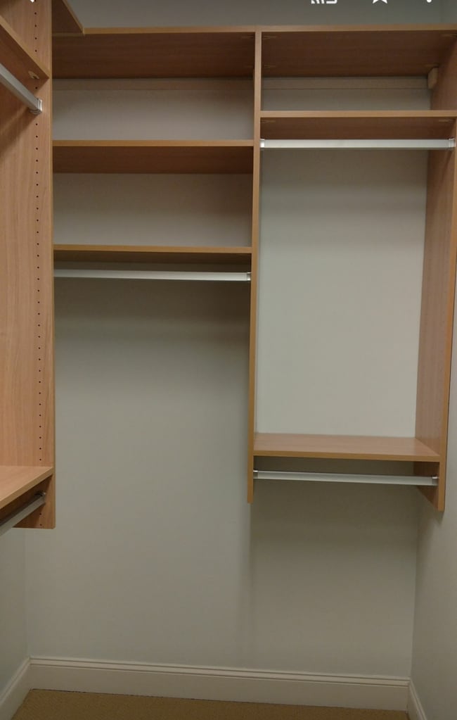 Walk-in Closet 1 - 230 S Tryon St
