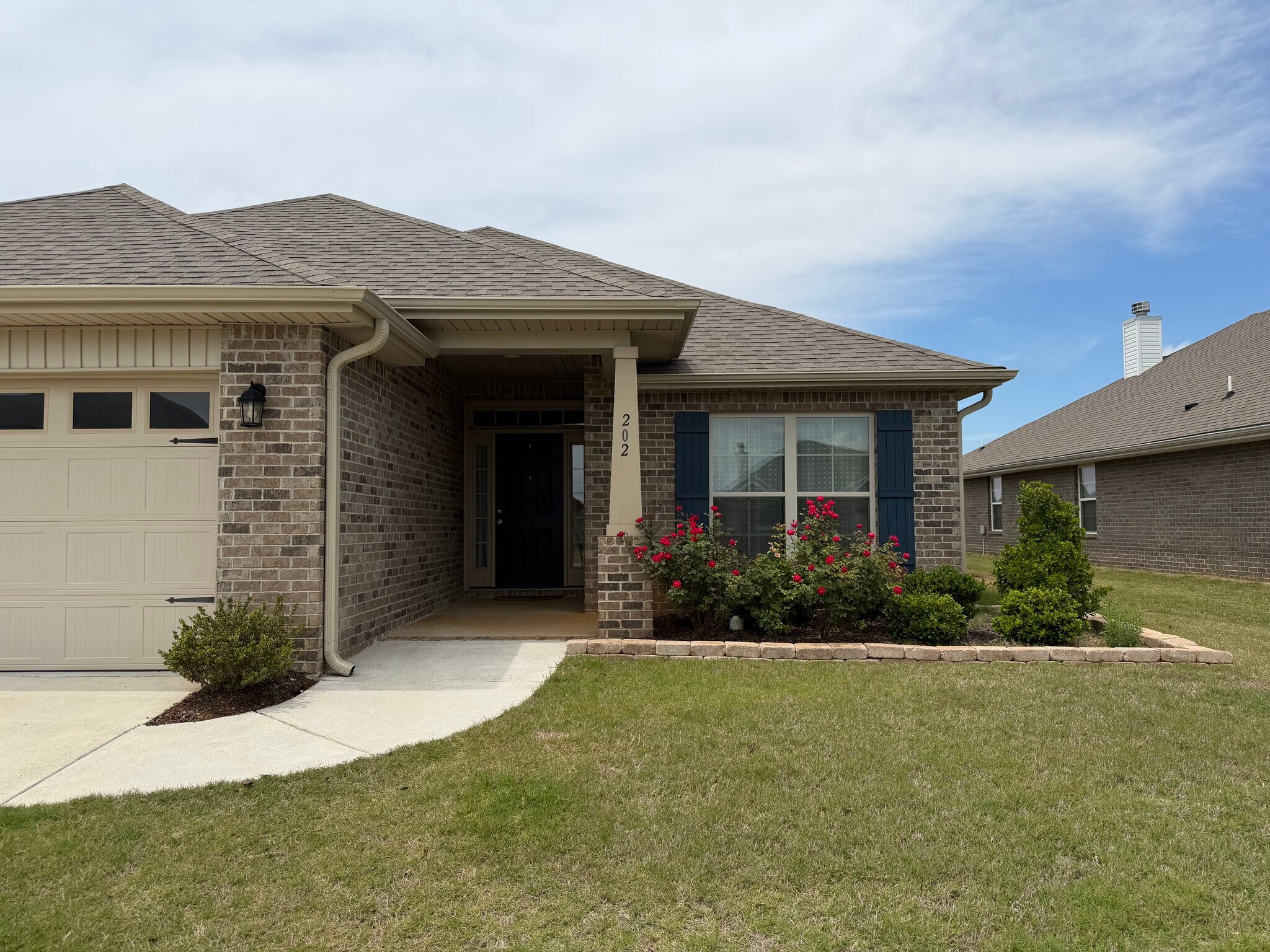 Building Photo - 202 Abercorn Dr