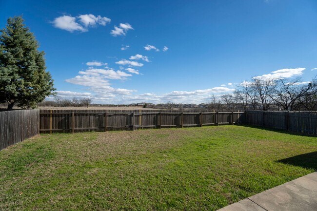 Building Photo - Sweson Farm Charmer!!!