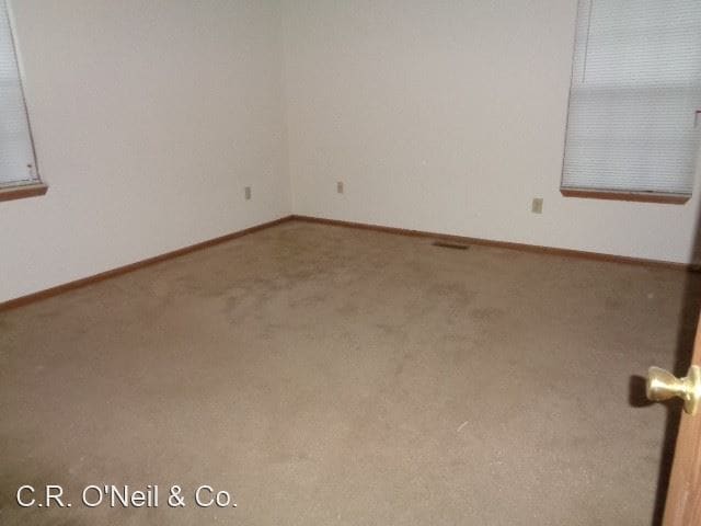 Building Photo - 5267-5277 Brandy Oaks Ln