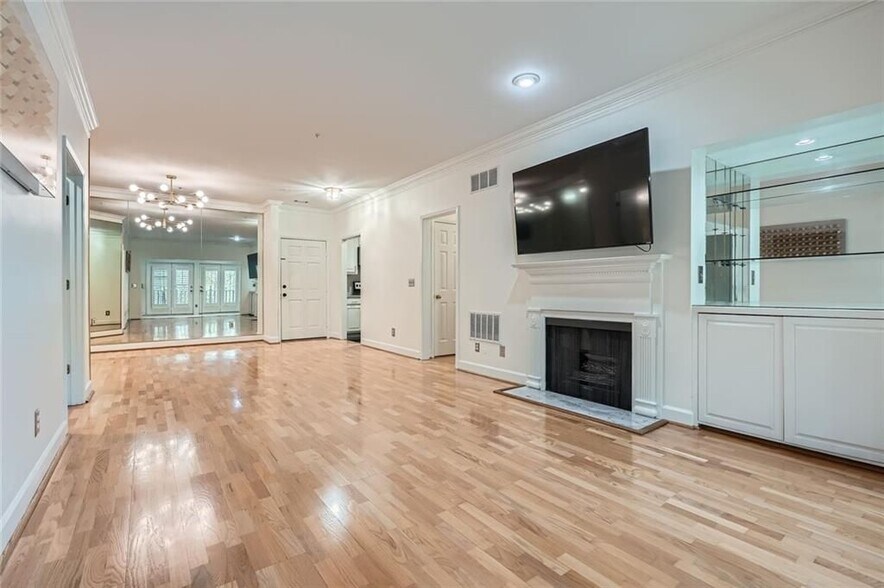 Building Photo - 28311 Plantation Dr NE