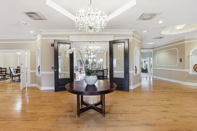 Building Photo - 5400 Park Ave