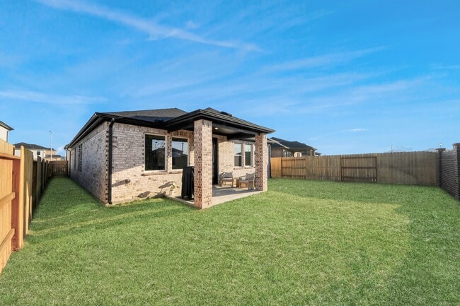 Building Photo - 21811 Tallulah River Dr