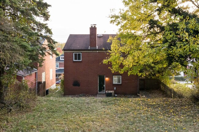 Building Photo - 1411 Brinton Rd