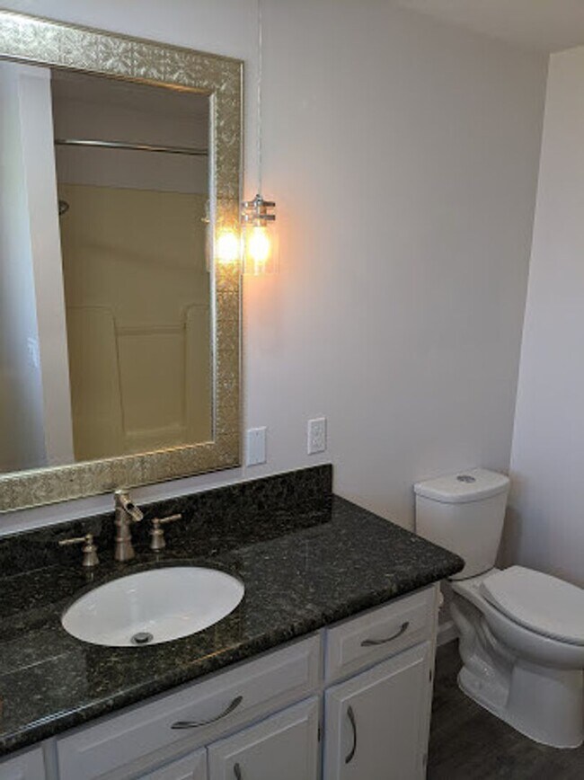 Building Photo - Updated 3-Bedroom, 2.5-Bath Home ~ Solid S...