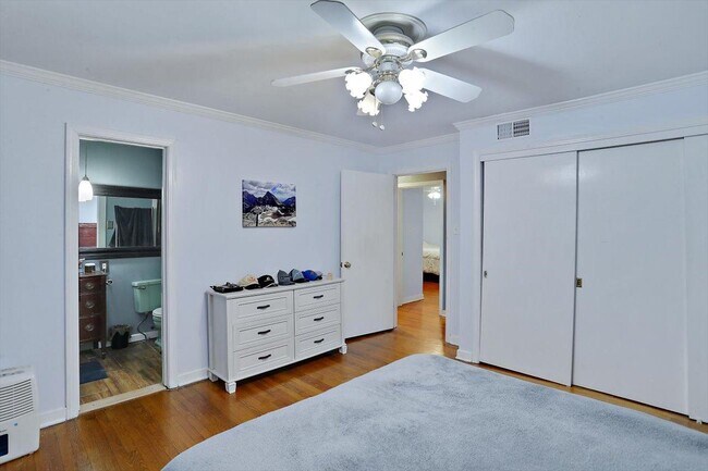 Building Photo - 1315 Kimwood Dr