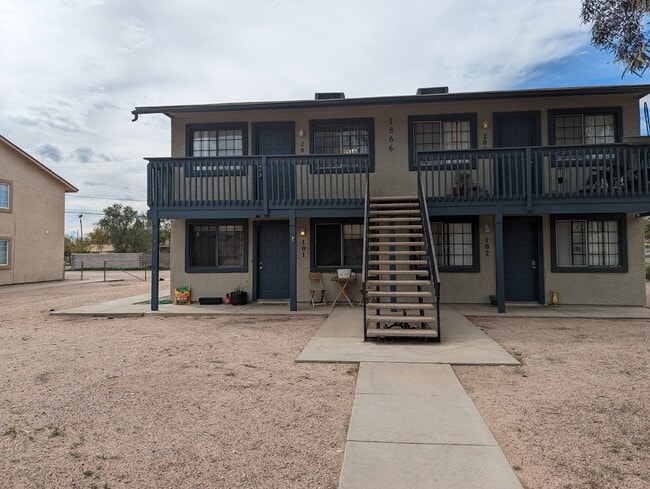 Building Photo - 1866 S Monterey Dr