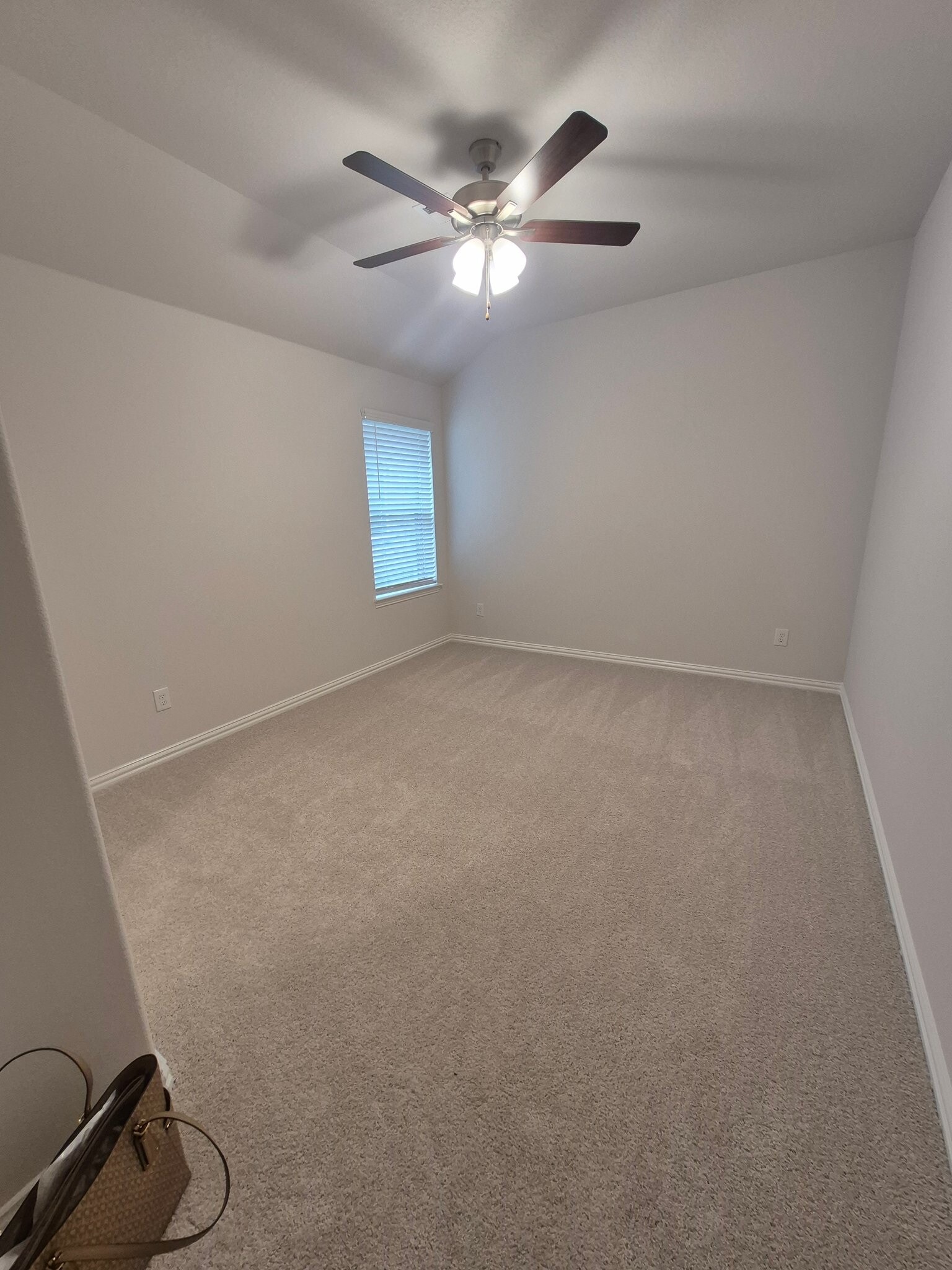 Building Photo - 3041 Hollybrook Ln