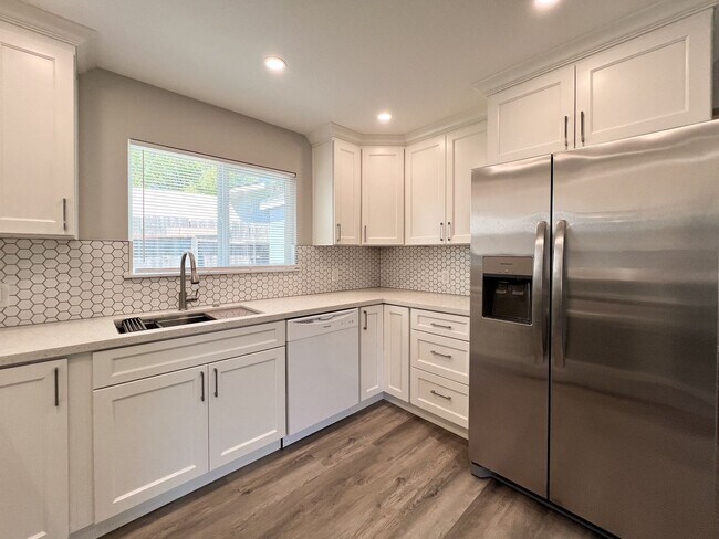 Building Photo - Newly Remodeled Two Bedroom Napa House