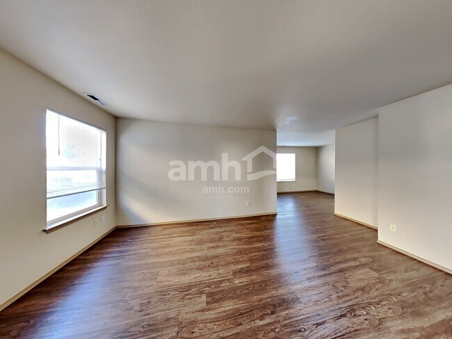 Building Photo - 10418 192nd Street Ct E