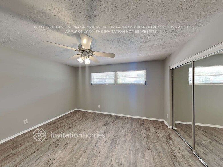 Building Photo - 4633 Waverly Ln