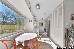 Building Photo - 308 Mountain Shadows