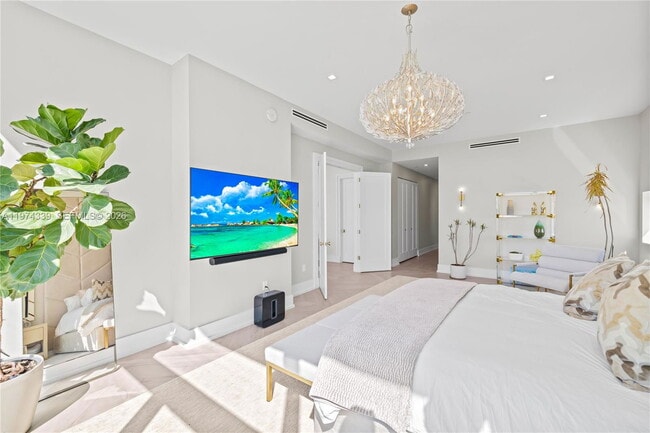 Building Photo - 7934 West Dr