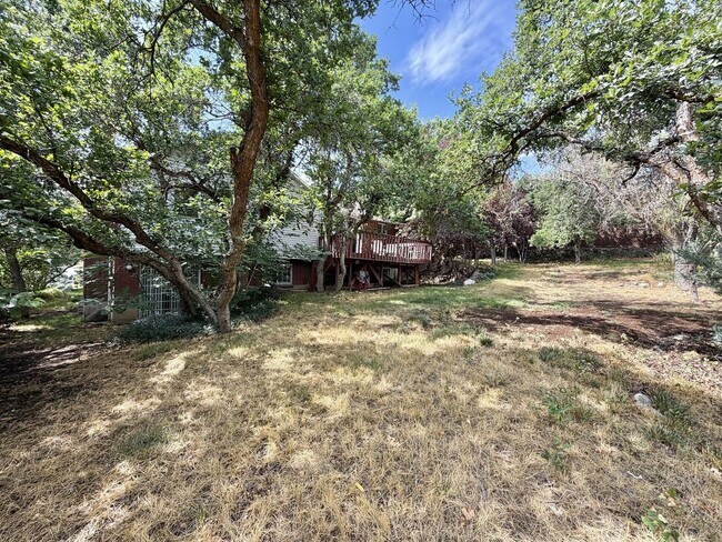 Building Photo - 2455 E 3700 N