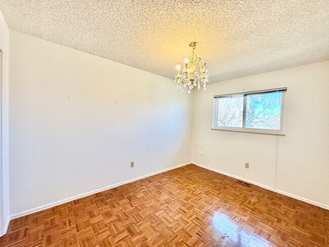 Building Photo - 11277 E Custer Pl