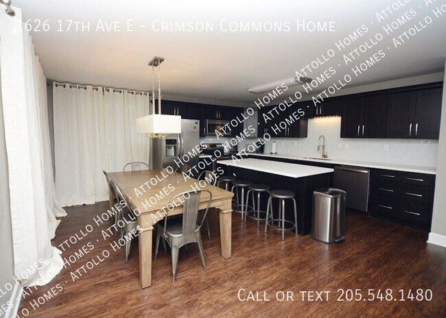 Building Photo - 1626 17th Ave E