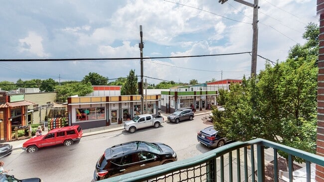 Building Photo - Amazing East Nashville 2 Bed/ 2 Bath Condo...