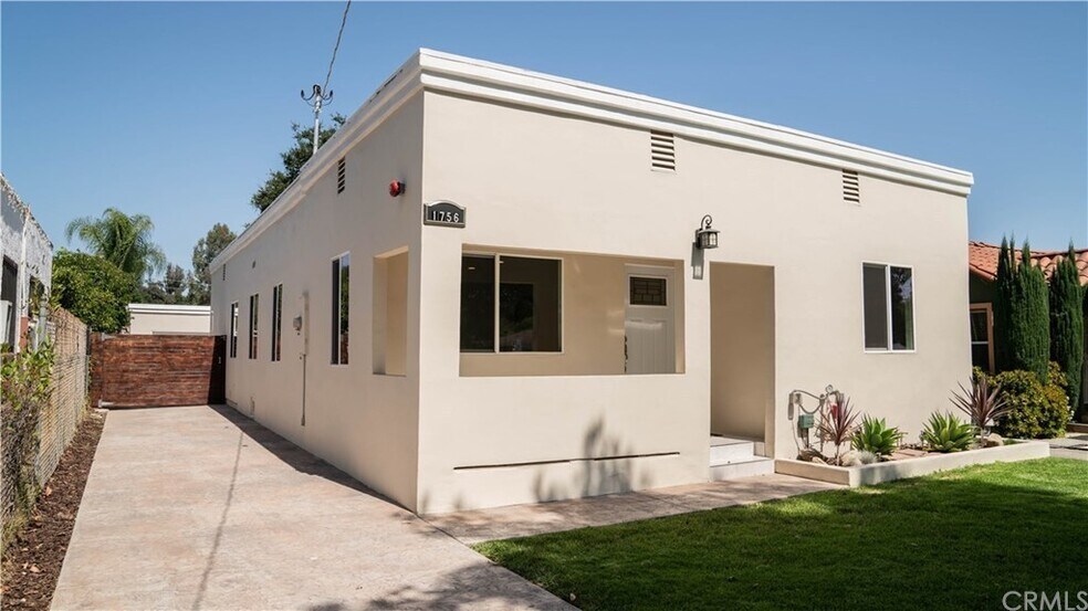 Primary Photo - 1756 Belmont Ave