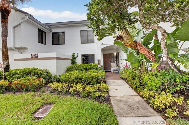 Building Photo - 7254 Clunie Pl
