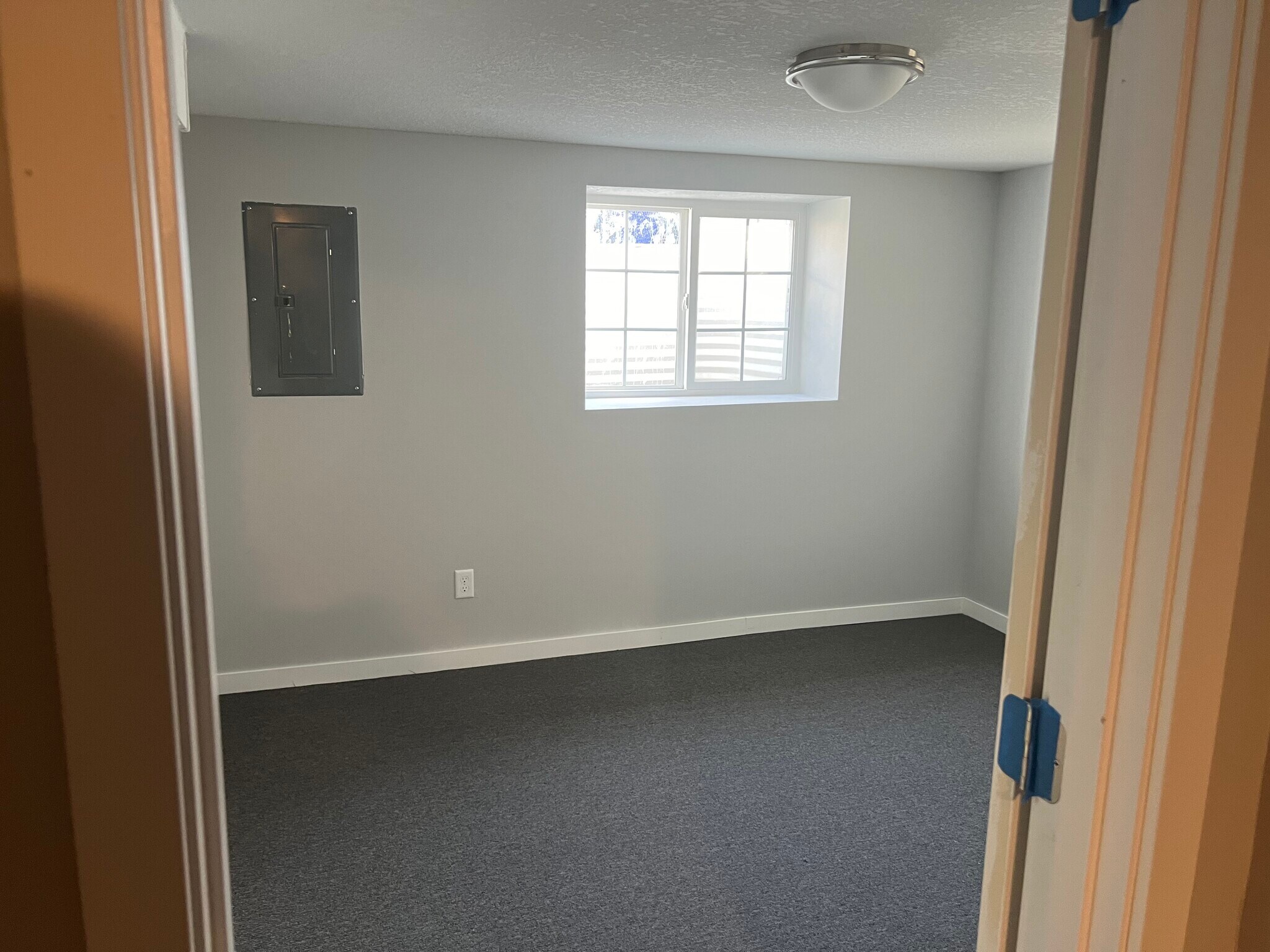 Building Photo - 1020 Aurora Ave