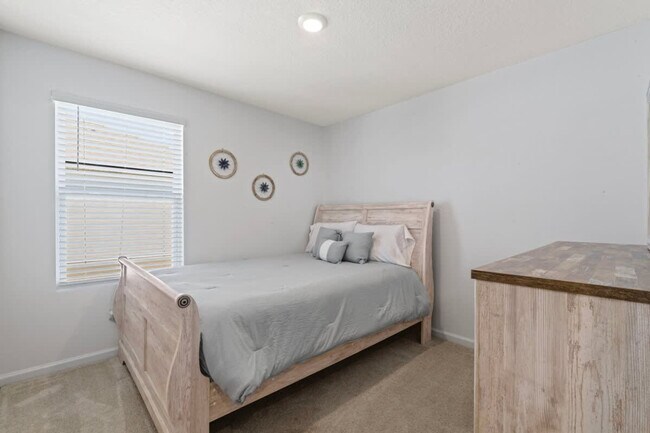 Building Photo - 122 Whispering Brk Dr