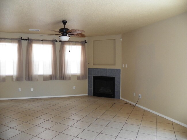 Building Photo - 1828 Chicoma Rd