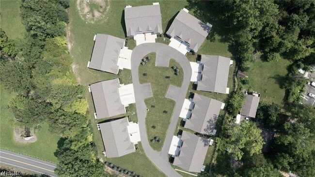 Building Photo - 24 Hawks Lndg