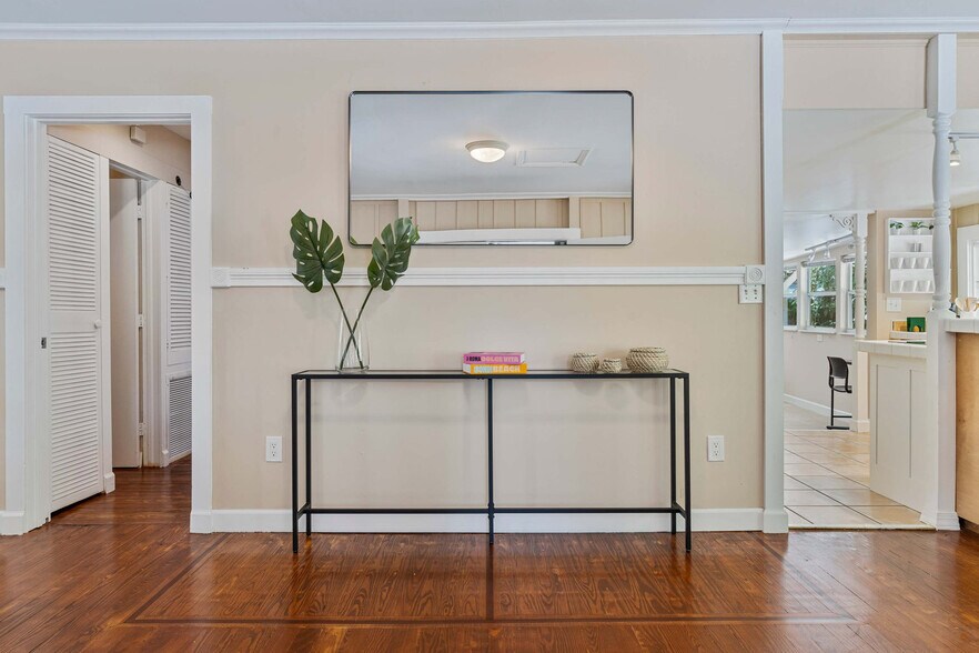 Building Photo - 3638 St Gaudens Rd