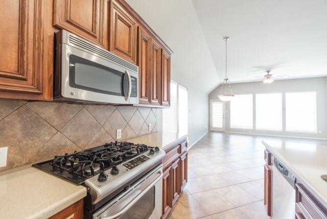 Building Photo - 2531 Pepperidge Dr