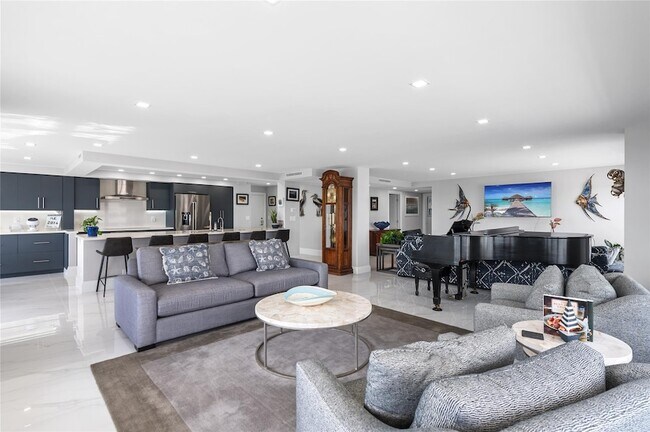 Building Photo - 3900 Galt Ocean Dr