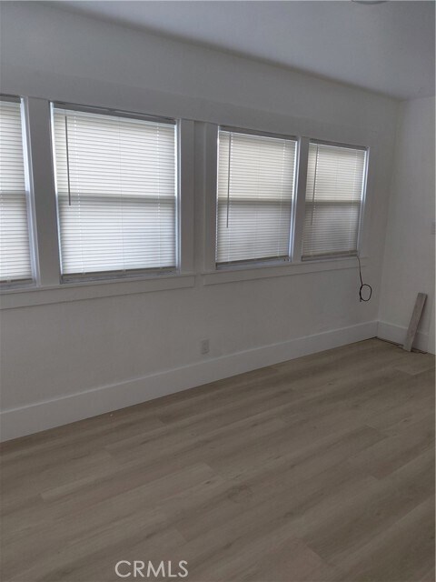 Building Photo - 154 N 1st St