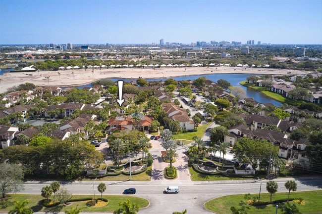 Building Photo - 19218 Glenmoor Dr