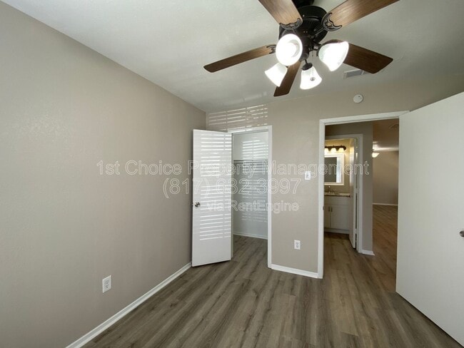 Building Photo - 2311 Kingsford Ct