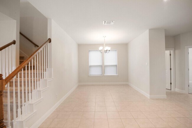 Building Photo - 148 Isabella Wy