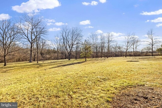 Building Photo - 10486 Lord Fairfax Hwy