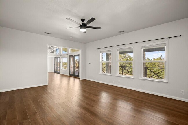 Building Photo - 6607 Avenida Ann St