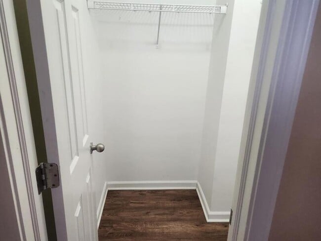 Building Photo - 1204 Topp Creek Dr