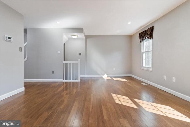 Building Photo - 18930 Birdseye Dr