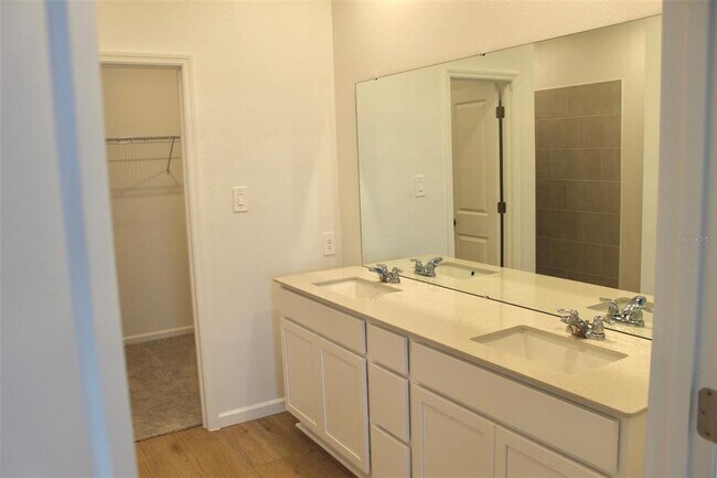 Building Photo - 4359 Vibernum Ave