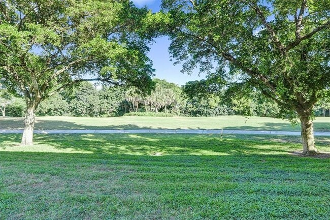 Building Photo - 9470 Tangerine Pl